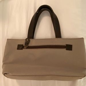 Reversible bag from UK to tan one side black on the other excellent travel